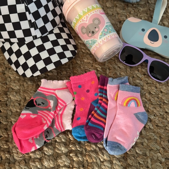 BROOKSTONE BUNNY KIDS ANIMAL BUNNY TRAVEL PILLOW BUNDLE - Picture 8 of 14